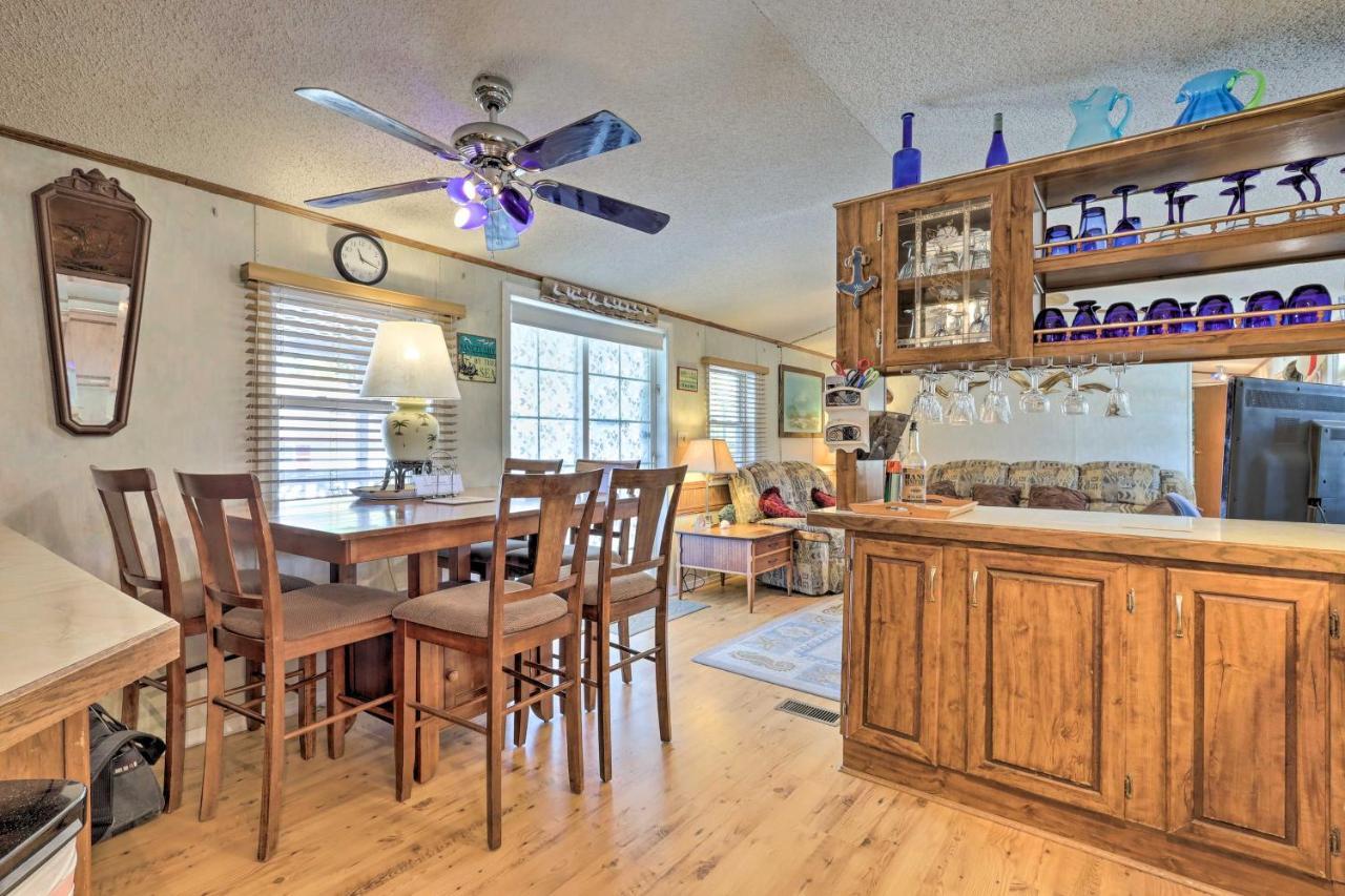 Quaint Chincoteague Island Hideaway With 2 Porches!ヴィラ エクステリア 写真
